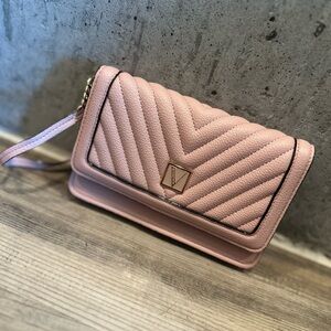 Elegant Victoria’s Secret Nude Clutch Purse